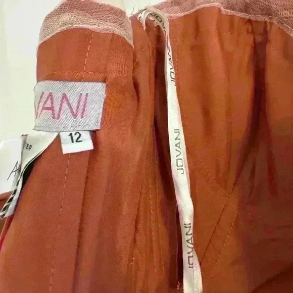 Maroon pink bridal prom dress gown  in size 12 - Picture 9 of 9